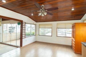 Casa com 180m², 3 dormitórios no bairro Petrópolis em Porto Alegre para Alugar