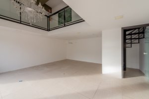 Loja com 57m² no bairro Vila Ipiranga em Porto Alegre para Alugar