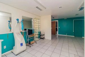 Salas/Conjuntos com 34m² no bairro Auxiliadora em Porto Alegre para Alugar