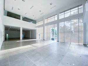 Loja com 908m² no bairro Auxiliadora em Porto Alegre para Alugar