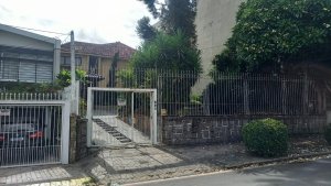 Casa Comercial com 200m² no bairro Vila Ipiranga em Porto Alegre para Alugar