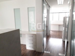 Conjunto/Sala com 80m² no bairro Petrópolis em Porto Alegre para Comprar