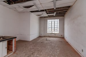 Prédio Comercial com 1.739m² no bairro São Geraldo em Porto Alegre para Alugar