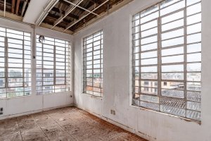 Prédio Comercial com 1.739m² no bairro São Geraldo em Porto Alegre para Alugar