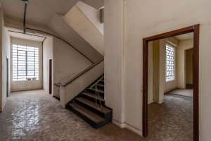 Prédio Comercial com 1.739m² no bairro São Geraldo em Porto Alegre para Alugar