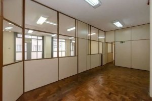 Salas/Conjuntos com 607m² no bairro Centro Histórico em Porto Alegre para Alugar