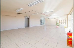 Salas/Conjuntos com 384m² no bairro Centro Histórico em Porto Alegre para Alugar