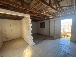 Casa com 116m², 4 dormitórios no bairro Jardim Carvalho em Porto Alegre para Alugar