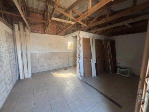 Casa com 116m², 4 dormitórios no bairro Jardim Carvalho em Porto Alegre para Alugar