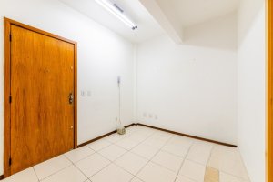 Salas/Conjuntos com 54m² no bairro Auxiliadora em Porto Alegre para Alugar
