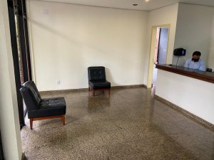 Salas/Conjuntos com 24m² no bairro Rio Branco em Porto Alegre para Alugar