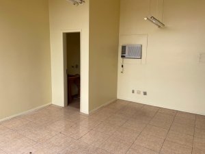 Salas/Conjuntos com 24m² no bairro Rio Branco em Porto Alegre para Alugar