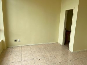 Salas/Conjuntos com 24m² no bairro Rio Branco em Porto Alegre para Alugar