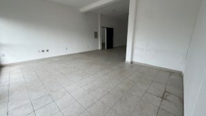 Galpão com 753m² no bairro Sarandi em Porto Alegre para Alugar