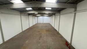 Galpão com 753m² no bairro Sarandi em Porto Alegre para Alugar