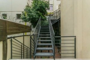 Prédio Comercial com 700m² no bairro São João em Porto Alegre para Alugar