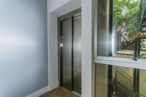 Prédio Comercial com 700m² no bairro São João em Porto Alegre para Alugar