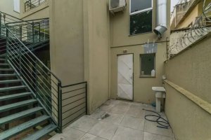 Prédio Comercial com 700m² no bairro São João em Porto Alegre para Alugar