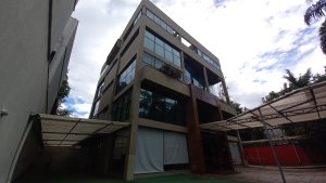 Prédio Comercial com 1.097m² no bairro Higienópolis em Porto Alegre para Alugar