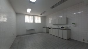 Prédio Comercial com 1.305m² no bairro Centro Histórico em Porto Alegre para Alugar