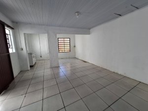 Loja com 131m² no bairro Azenha em Porto Alegre para Alugar