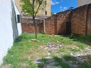 Loja com 131m² no bairro Azenha em Porto Alegre para Alugar