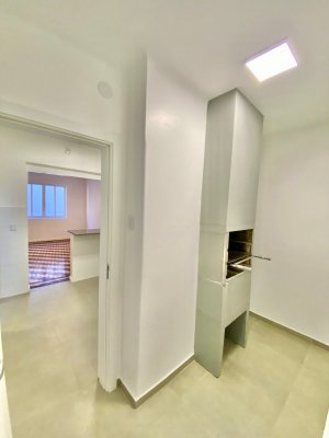 Apartamento com 79m², 2 dormitórios no bairro Rio Branco em Porto Alegre para Alugar