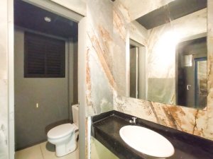 Loja com 100m² no bairro Moinhos de Vento em Porto Alegre para Alugar