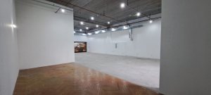 Loja com 313m² no bairro Chácara das Pedras em Porto Alegre para Alugar