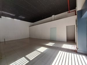 Loja com 57m² no bairro Chácara das Pedras em Porto Alegre para Alugar