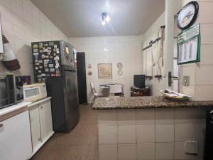 Apartamento com 94m², 2 dormitórios no bairro Independência em Porto Alegre para Alugar