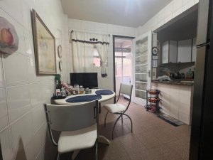Apartamento com 94m², 2 dormitórios no bairro Independência em Porto Alegre para Alugar