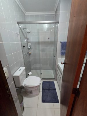 Apartamento com 295m², 3 dormitórios no bairro Jardim Lindóia em Porto Alegre para Alugar