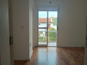 Casa com 150m², 3 dormitórios no bairro Aberta dos Morros em Porto Alegre para Alugar