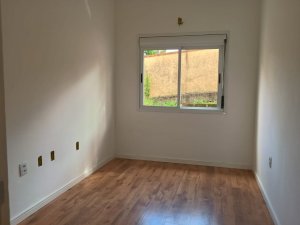 Casa com 150m², 3 dormitórios no bairro Aberta dos Morros em Porto Alegre para Alugar