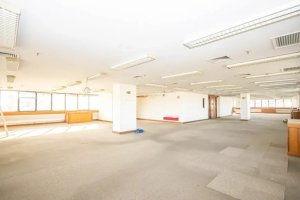 Salas/Conjuntos com 380m² no bairro Auxiliadora em Porto Alegre para Alugar