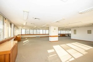 Salas/Conjuntos com 380m² no bairro Auxiliadora em Porto Alegre para Alugar