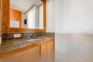 Salas/Conjuntos com 380m² no bairro Auxiliadora em Porto Alegre para Alugar