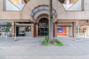 Salas/Conjuntos com 380m² no bairro Auxiliadora em Porto Alegre para Alugar