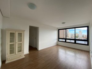 Apartamento com 67m², 2 dormitórios no bairro Petrópolis em Porto Alegre para Alugar