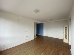 Apartamento com 67m², 2 dormitórios no bairro Petrópolis em Porto Alegre para Alugar
