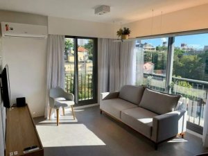 Apartamento com 52m², 1 dormitório no bairro Petrópolis em Porto Alegre para Alugar