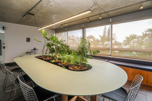 Apartamento com 32m², 1 dormitório no bairro Menino Deus em Porto Alegre para Alugar