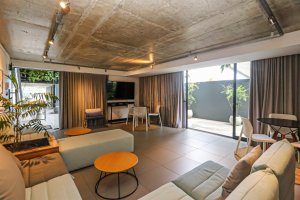 Apartamento com 32m², 1 dormitório no bairro Menino Deus em Porto Alegre para Alugar