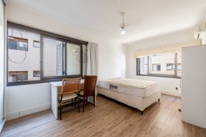 Apartamento com 342m², 3 dormitórios no bairro Petrópolis em Porto Alegre para Alugar