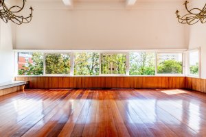 Apartamento com 342m², 3 dormitórios no bairro Petrópolis em Porto Alegre para Alugar