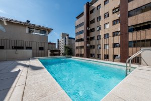 Apartamento com 342m², 3 dormitórios no bairro Petrópolis em Porto Alegre para Alugar