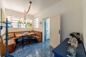 Casa com 500m², 3 dormitórios no bairro Petrópolis em Porto Alegre para Alugar