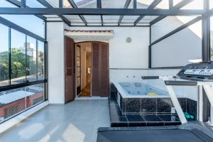 Casa com 500m², 3 dormitórios no bairro Petrópolis em Porto Alegre para Alugar