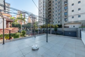 Casa com 500m², 3 dormitórios no bairro Petrópolis em Porto Alegre para Alugar